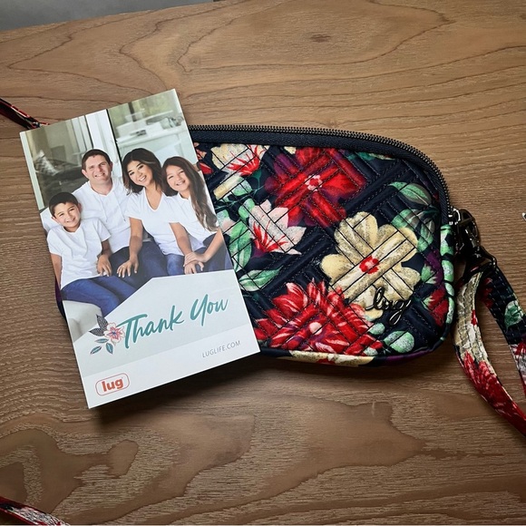 LUG Quilted RFID Convertible Crossbody Coupe 2 NWOT Travel Vacation Floral Print - Picture 8 of 15